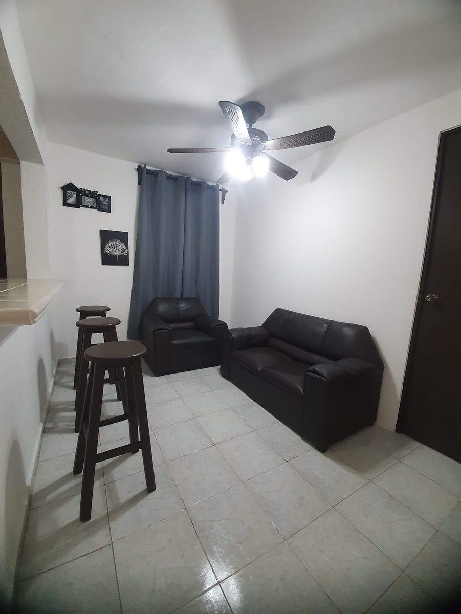 Casa en Venta con 3 Estudios Rentados en SM 27, Cancún | Inversión con Ingresos, foto 1 de 15