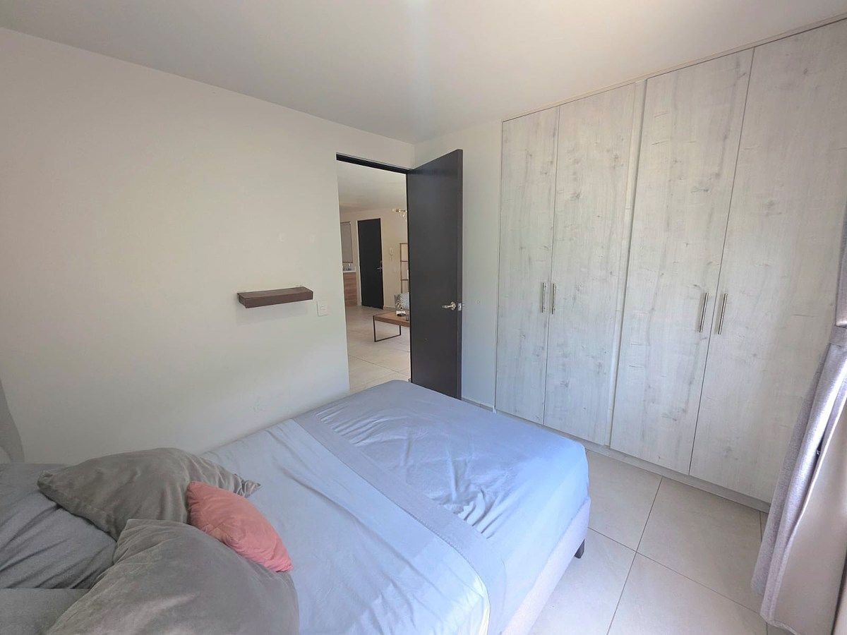Apartment in La Rioja Residencial, Tijuana, photo 8 of 15