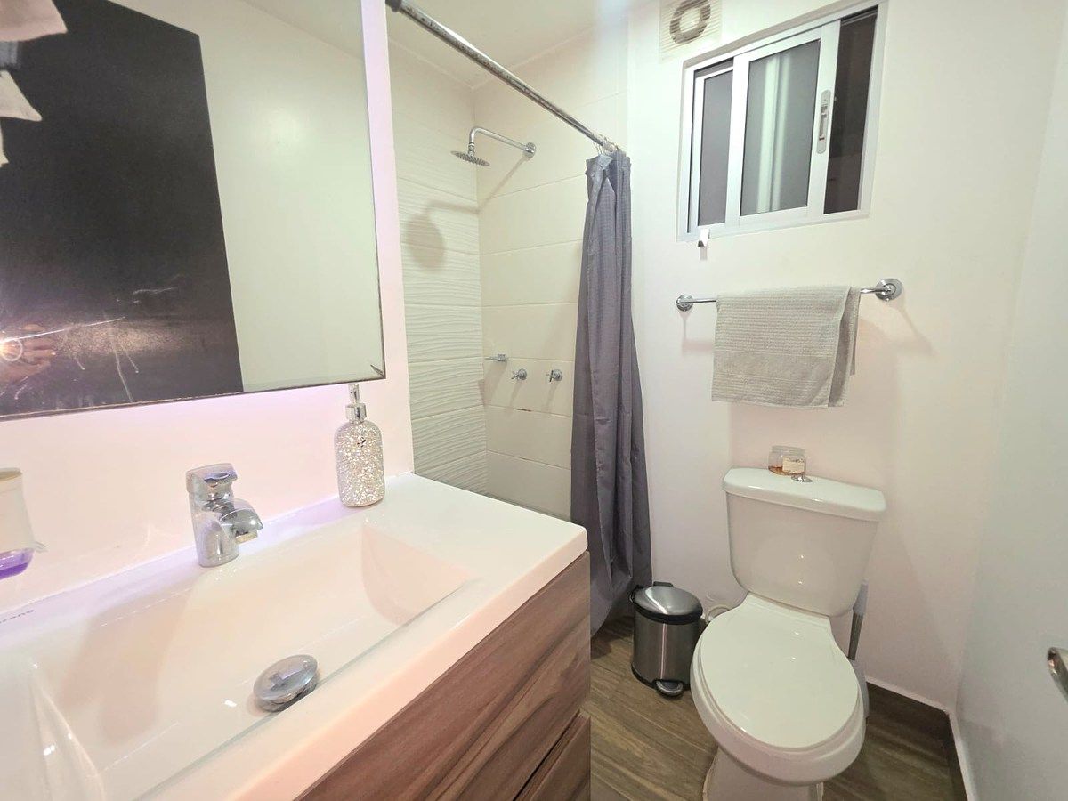 Apartment in La Rioja Residencial, Tijuana, photo 12 of 15
