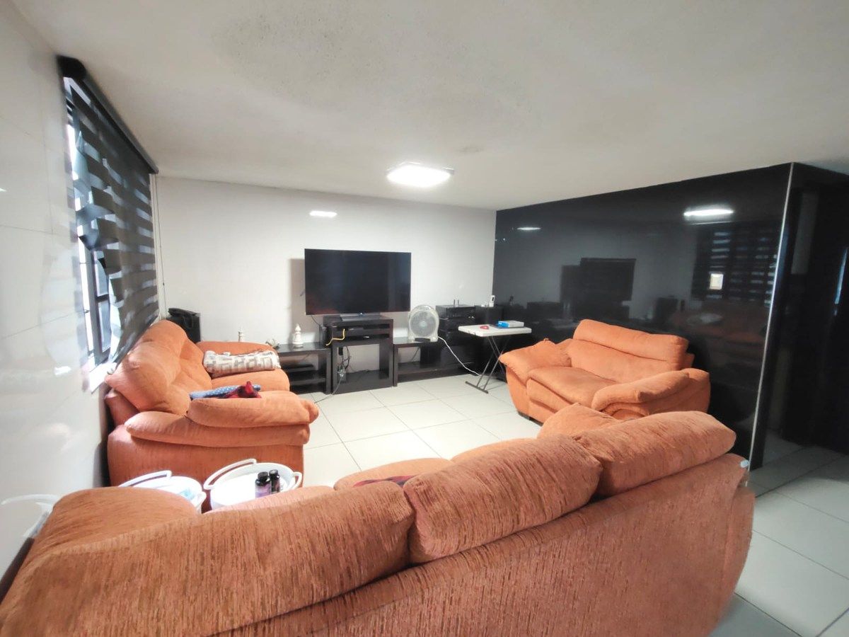Casa em Valle Dorado, Tlalnepantla de Baz, foto 2 de 19