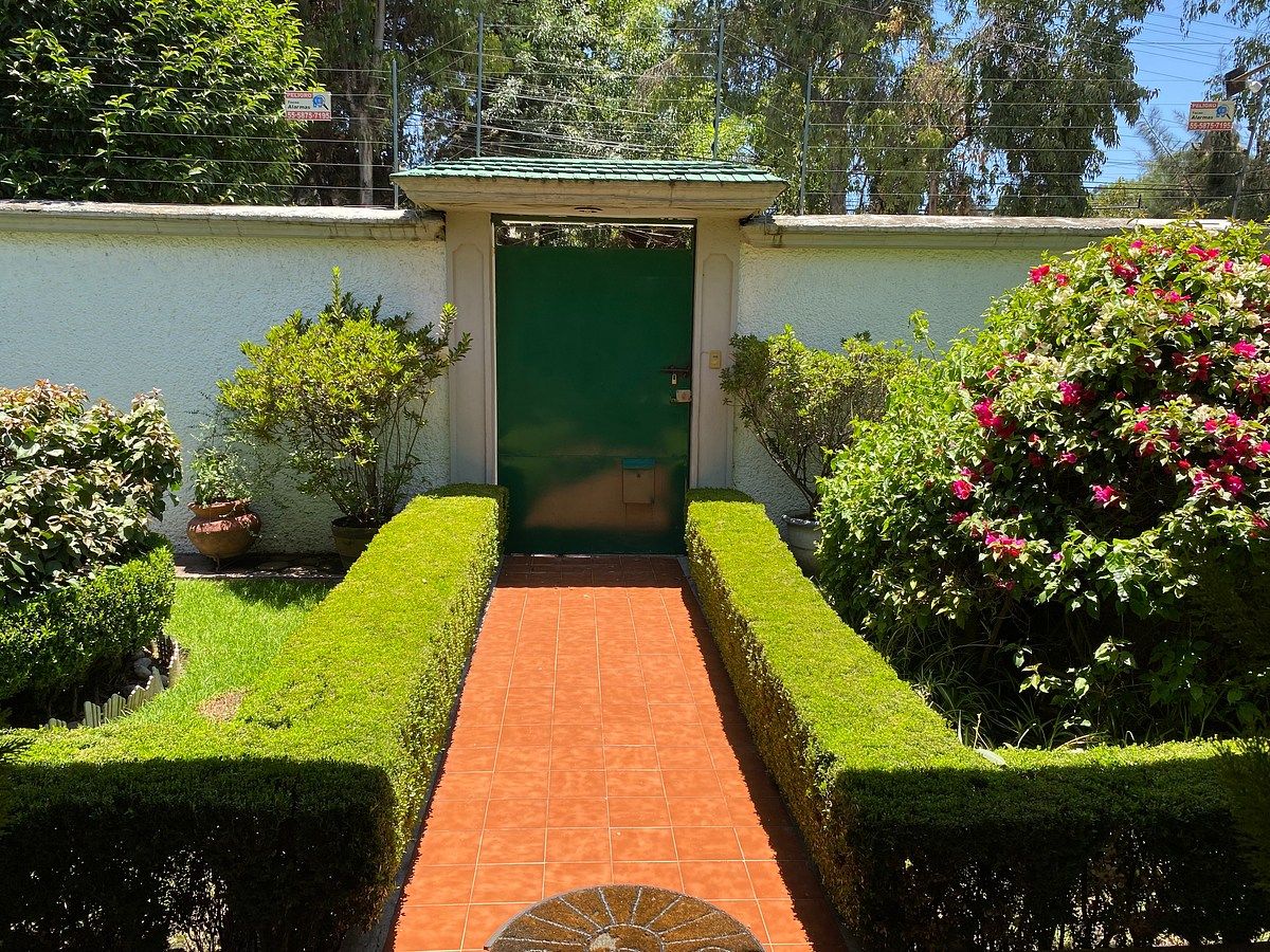 CASA EN VENTA LOMAS DE BELLAVISTA, foto 1 de 23