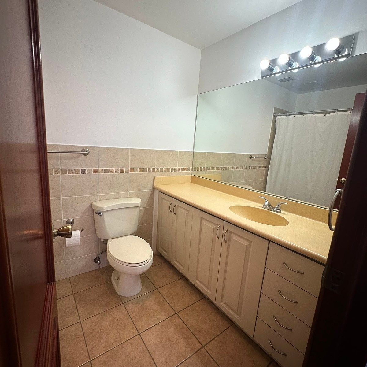 Apartamento en Zona 14, Guatemala, foto 7 de 8