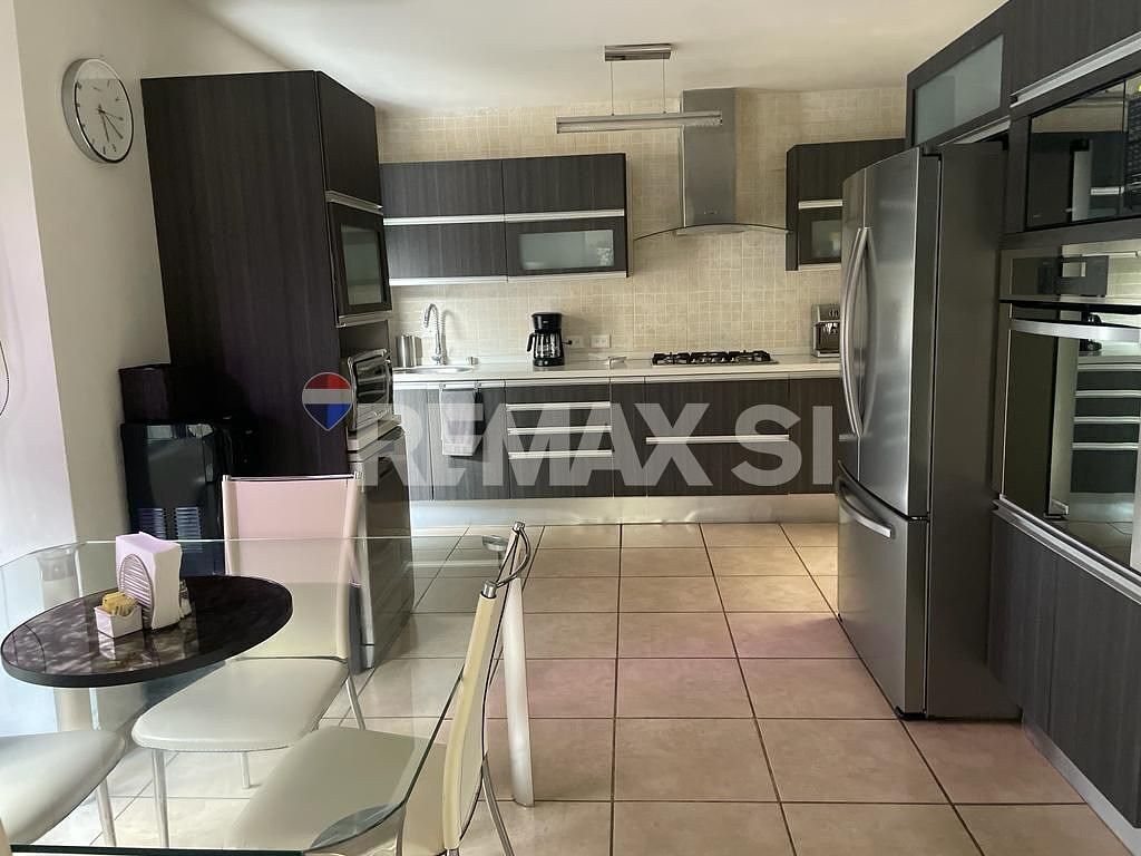 Casa em Colinas del Cimatario, Querétaro, foto 8 de 29