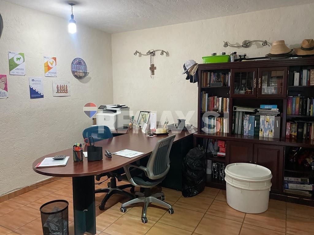 Casa em Colinas del Cimatario, Querétaro, foto 15 de 29