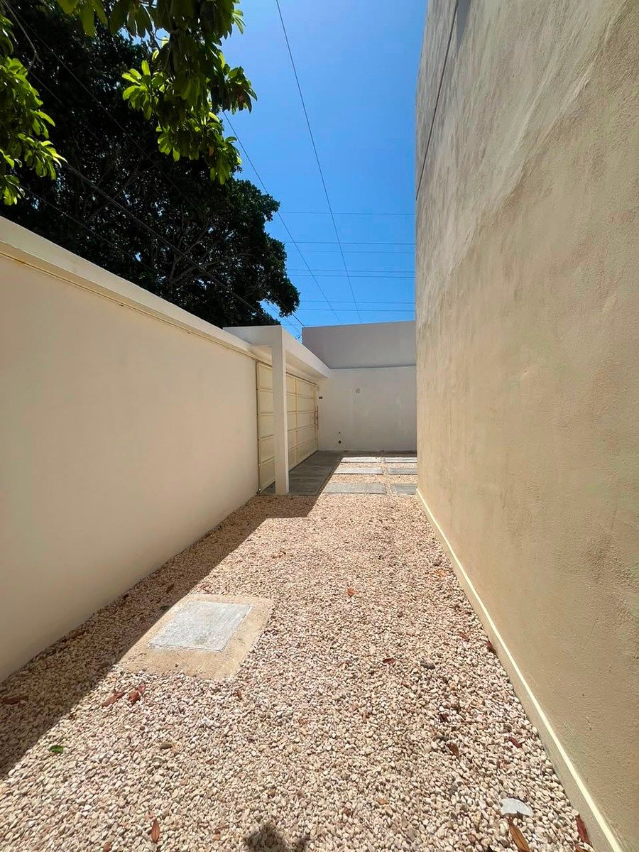 FOR SALE - SANTA LUCIA HOUSE, photo 1 of 22
