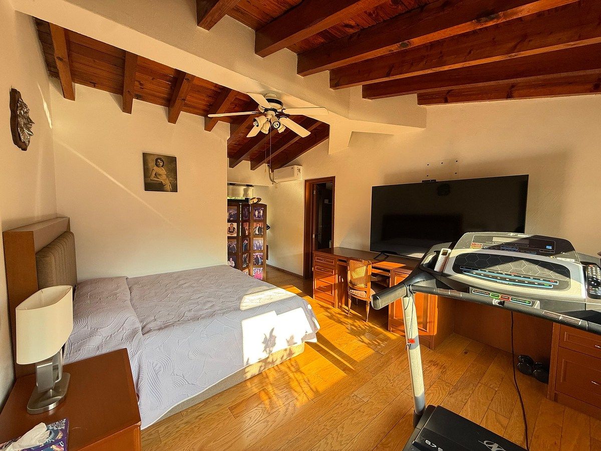 Casa em Puerta de Hierro, Zapopan, foto 8 de 48