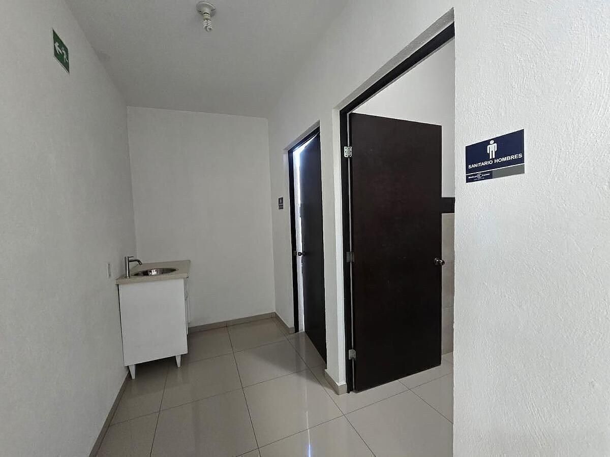 Edificio en Juriquilla, Querétaro, foto 8 de 22