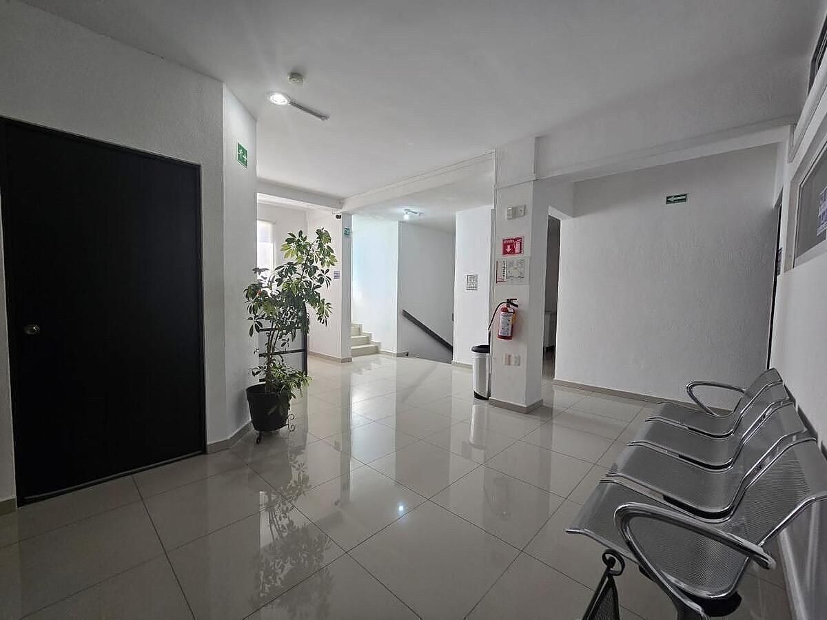 Edificio en Juriquilla, Querétaro, foto 22 de 22