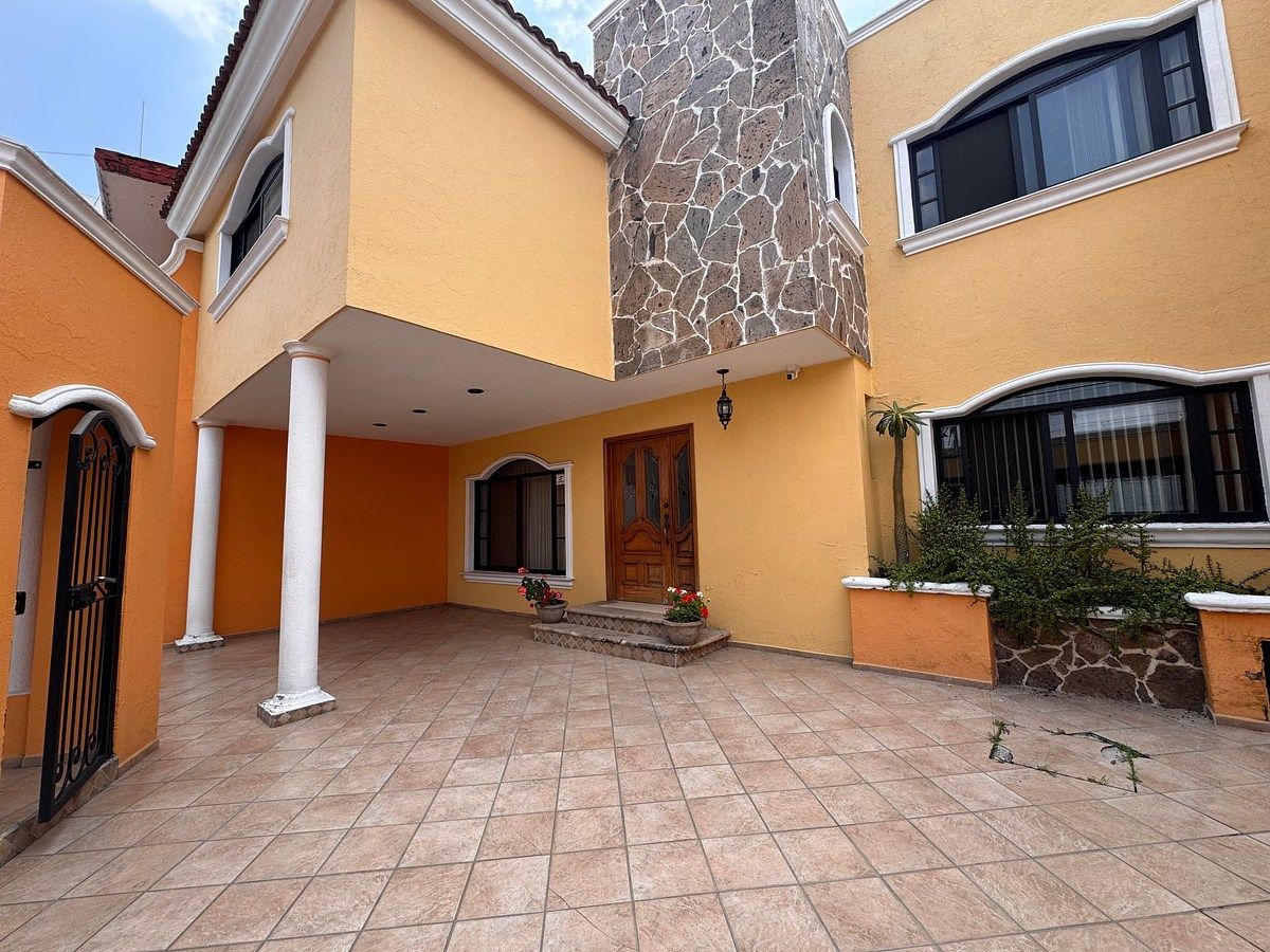 Casa em Bosques de La Victoria, Guadalajara, foto 4 de 41