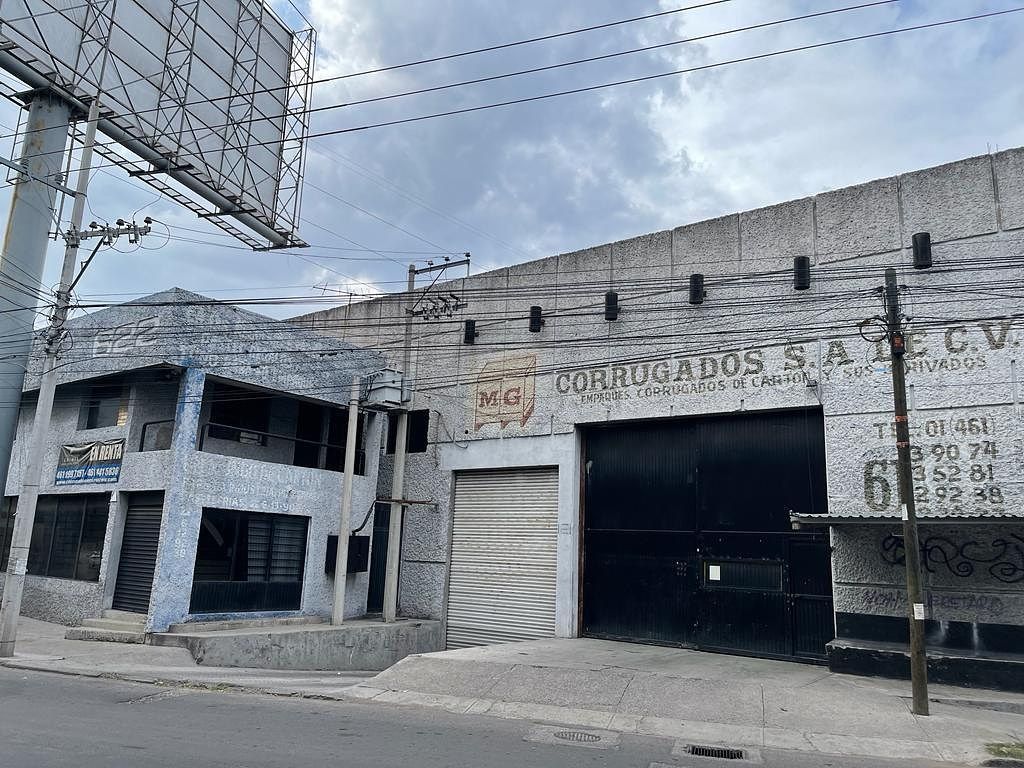 BODEGA ,en VENTA , ZONA CENTRO ,CELAYA ,GUANAJUATO, foto 1 de 6