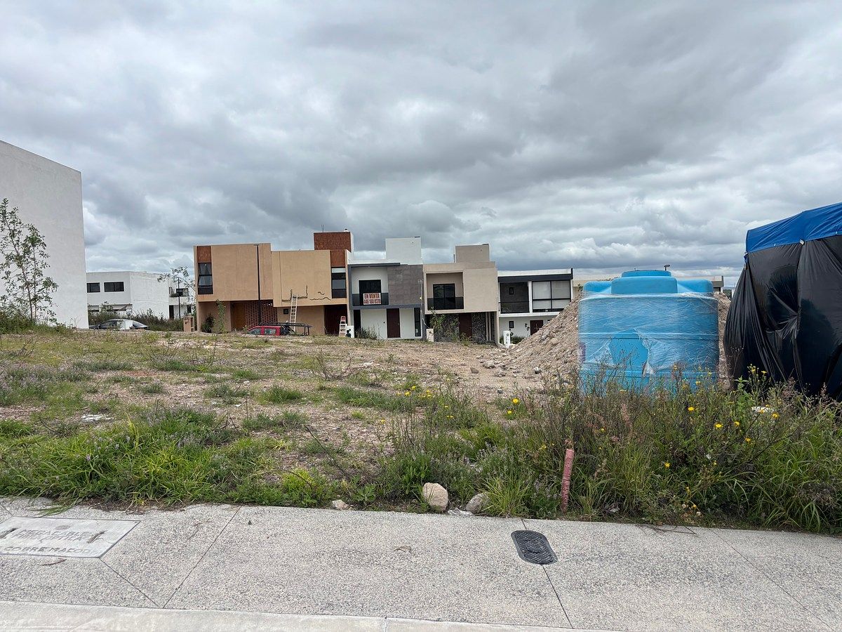 Terreno escriturado en venta Capital Sur Querétaro, foto 1 de 11