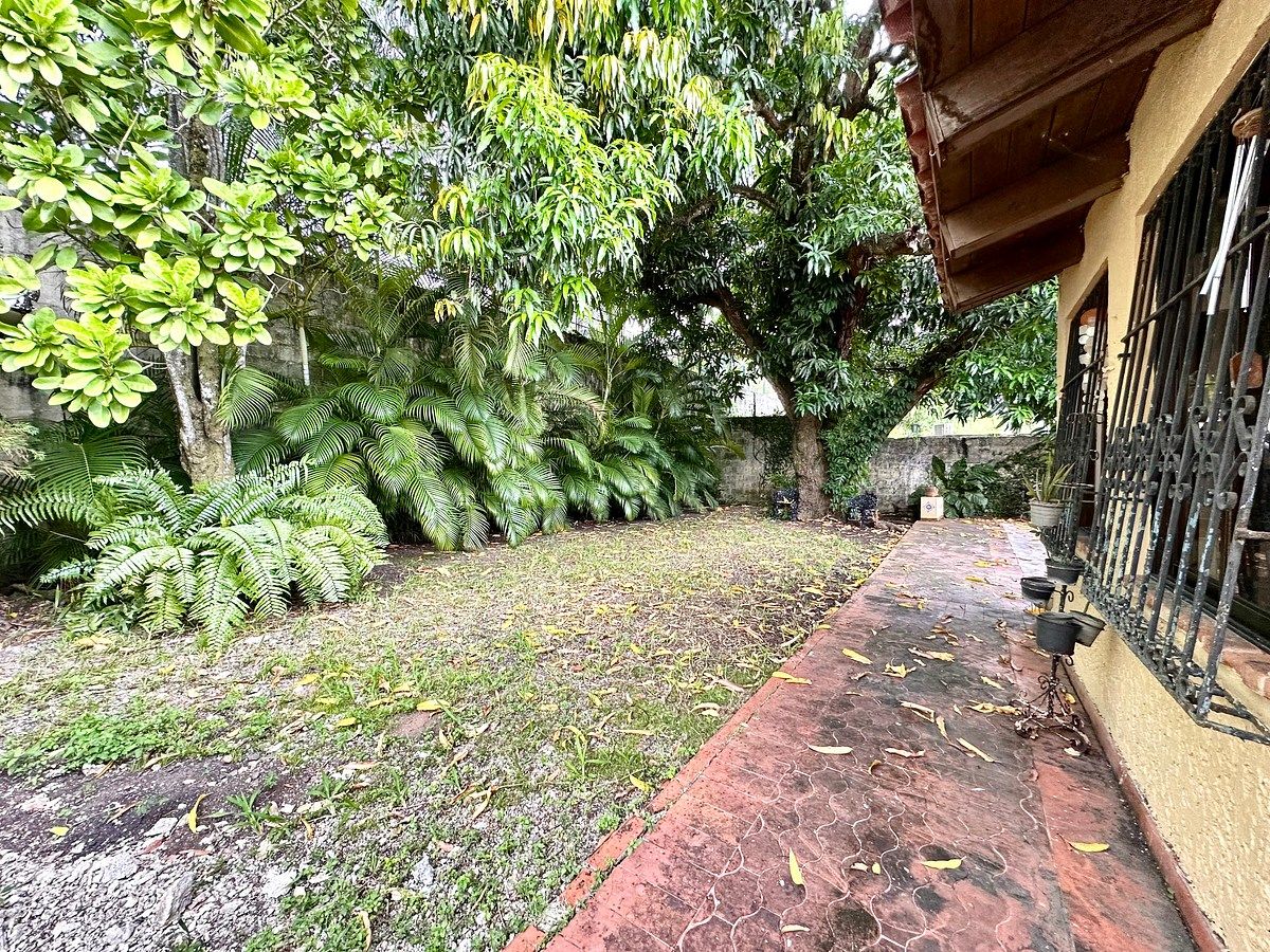 Casa en Cuesta Hermosa II, Santo Domingo Centro (Distrito Nacional), foto 12 de 14