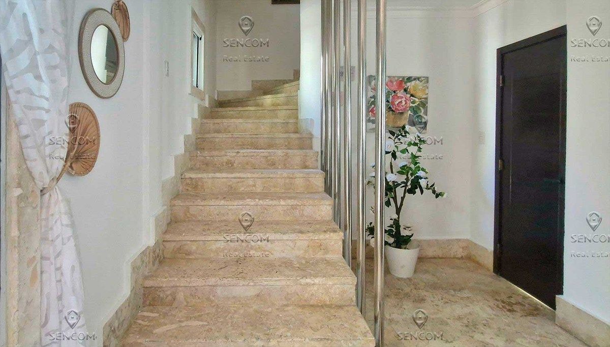 Escalera, foto 14 de 25