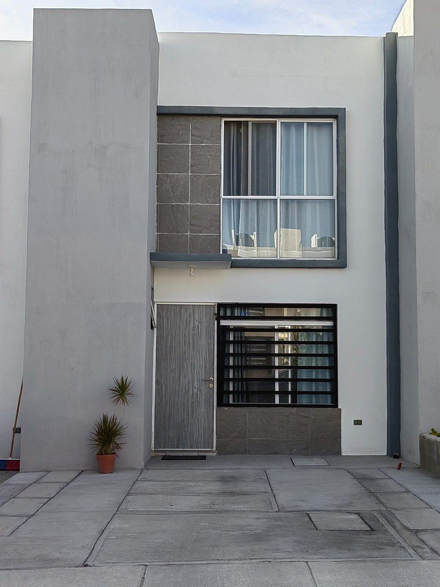 House in Colinas de San Patricio, Aguascalientes, photo 2 of 17