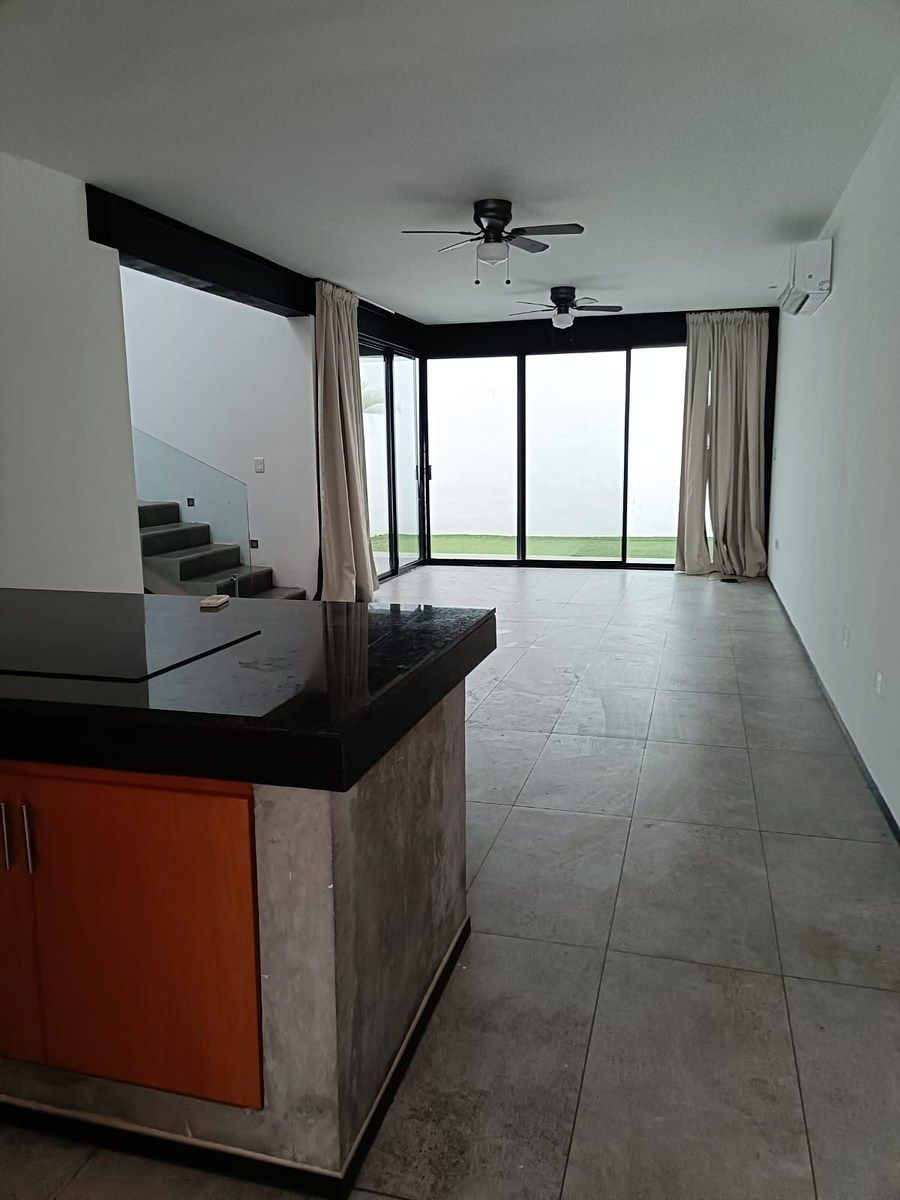 House in Las Margaritas de Cholul, Mérida, photo 2 of 23