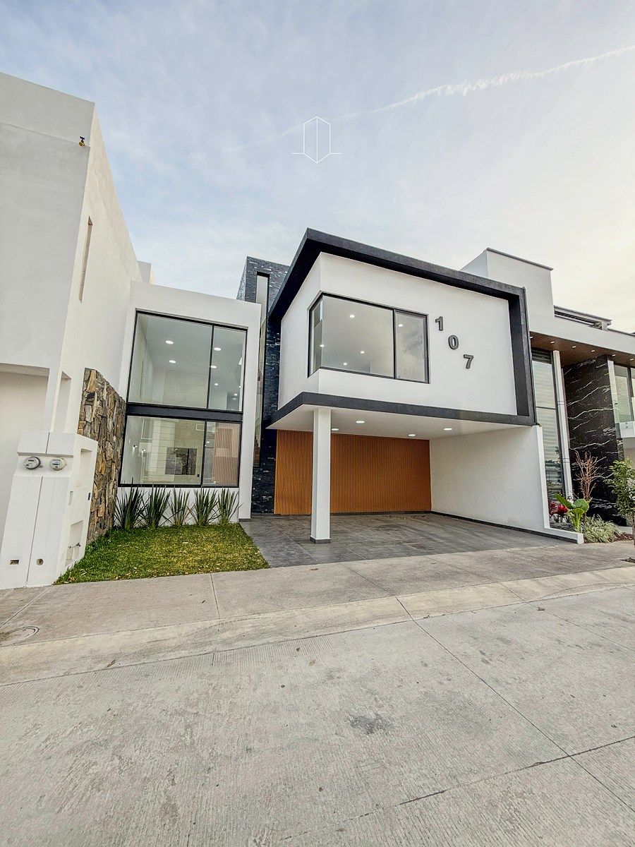 Casa en venta en Cavalia, foto 1 de 35
