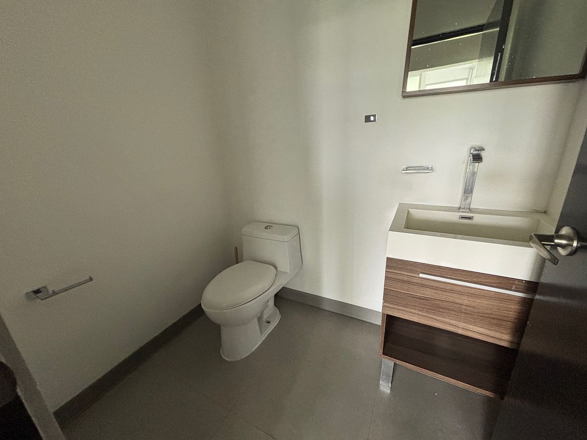 Sala Comercial em Centro Sur, Querétaro, foto 12 de 14