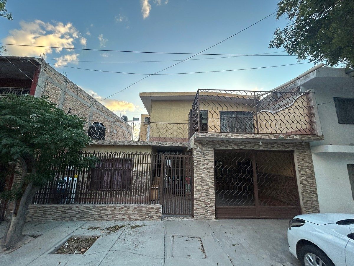 Casa em Jesús García Corona 850 Luis Echeverría Norte, foto 1 de 17