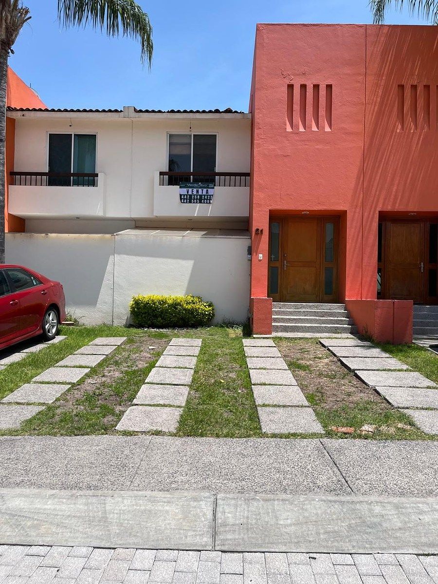 Casa à venda na privada Naranjos Juriquilla, com escritório e comodidades., foto 1 de 29