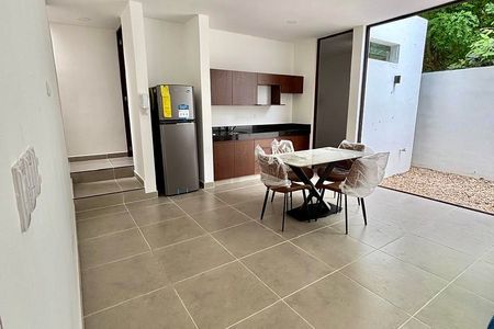 Casa amueblada dentro de privada