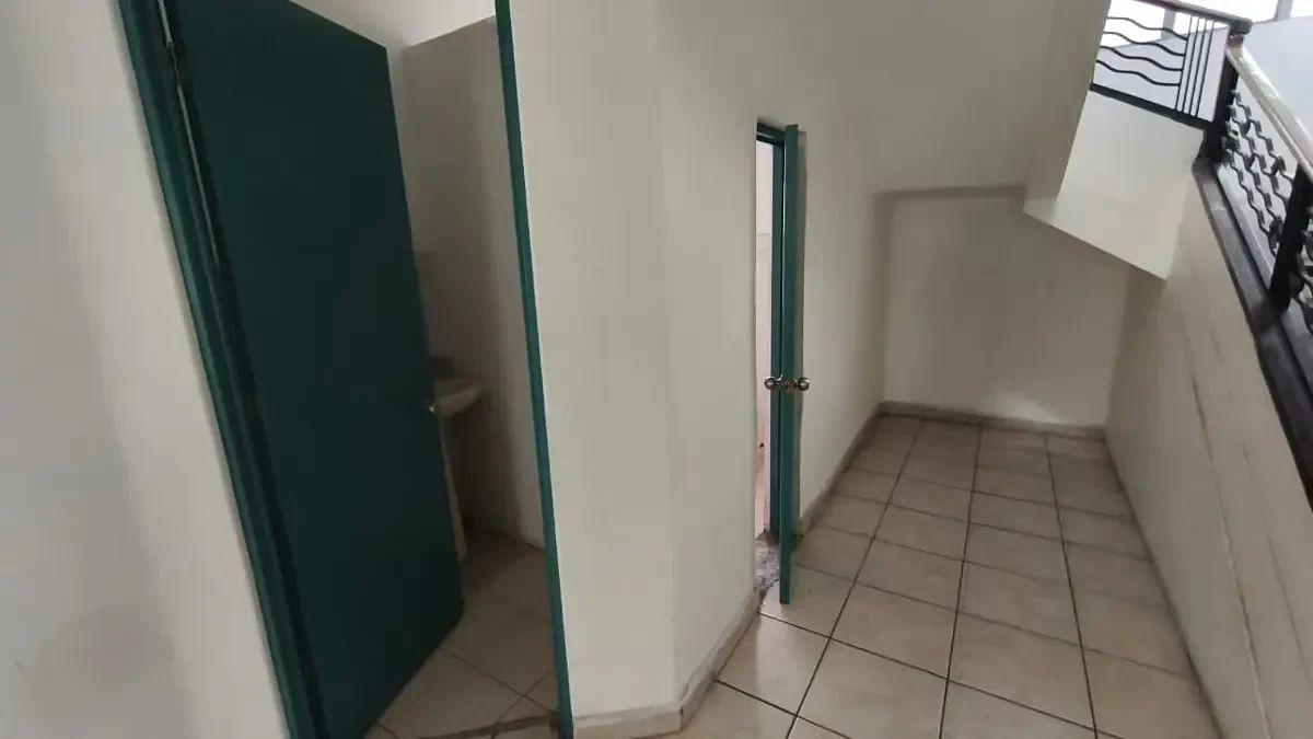 Office in 5 de Mayo, Toluca, photo 13 of 35