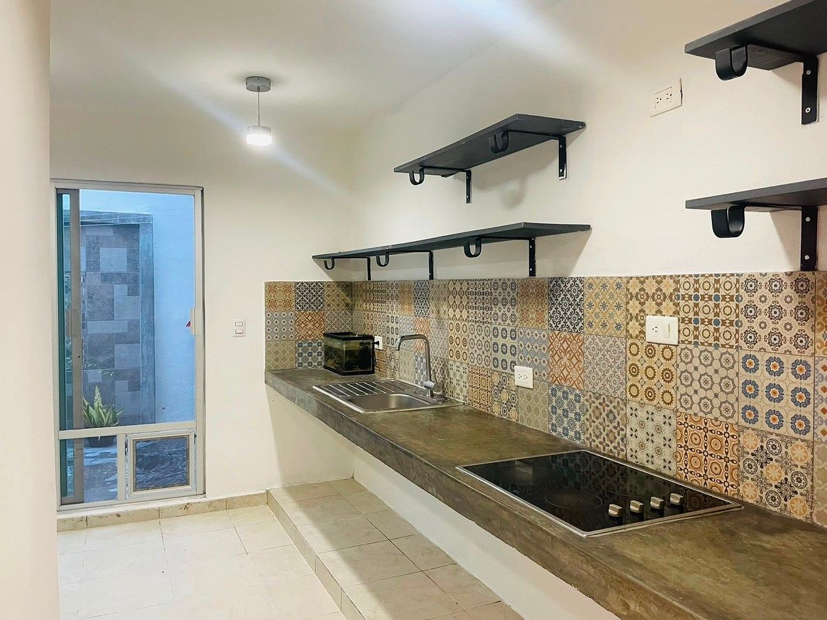 Casa en venta a dos cuadras de la playa, foto 1 de 20
