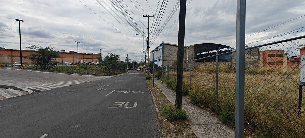 Lote comercial em Loma Dorada Secc B, Tonalá, foto 3 de 5