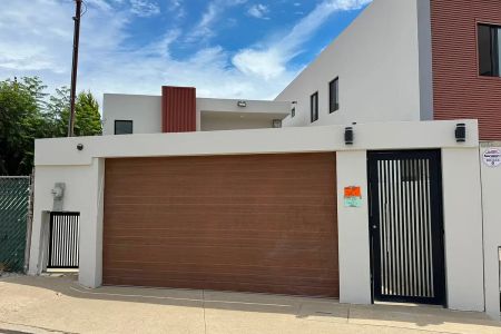 CASA NOVA EM LOMAS DEL SAUZAL