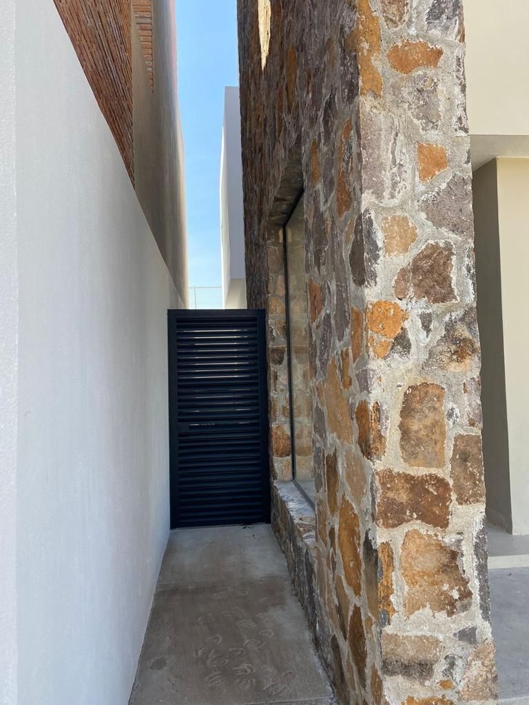 House in Gated Community in Arco de Piedra, Querétaro, photo 7 of 31
