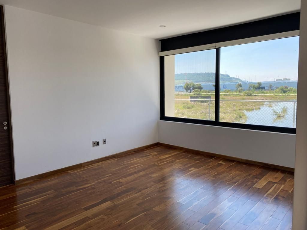 House in Gated Community in Arco de Piedra, Querétaro, photo 16 of 31