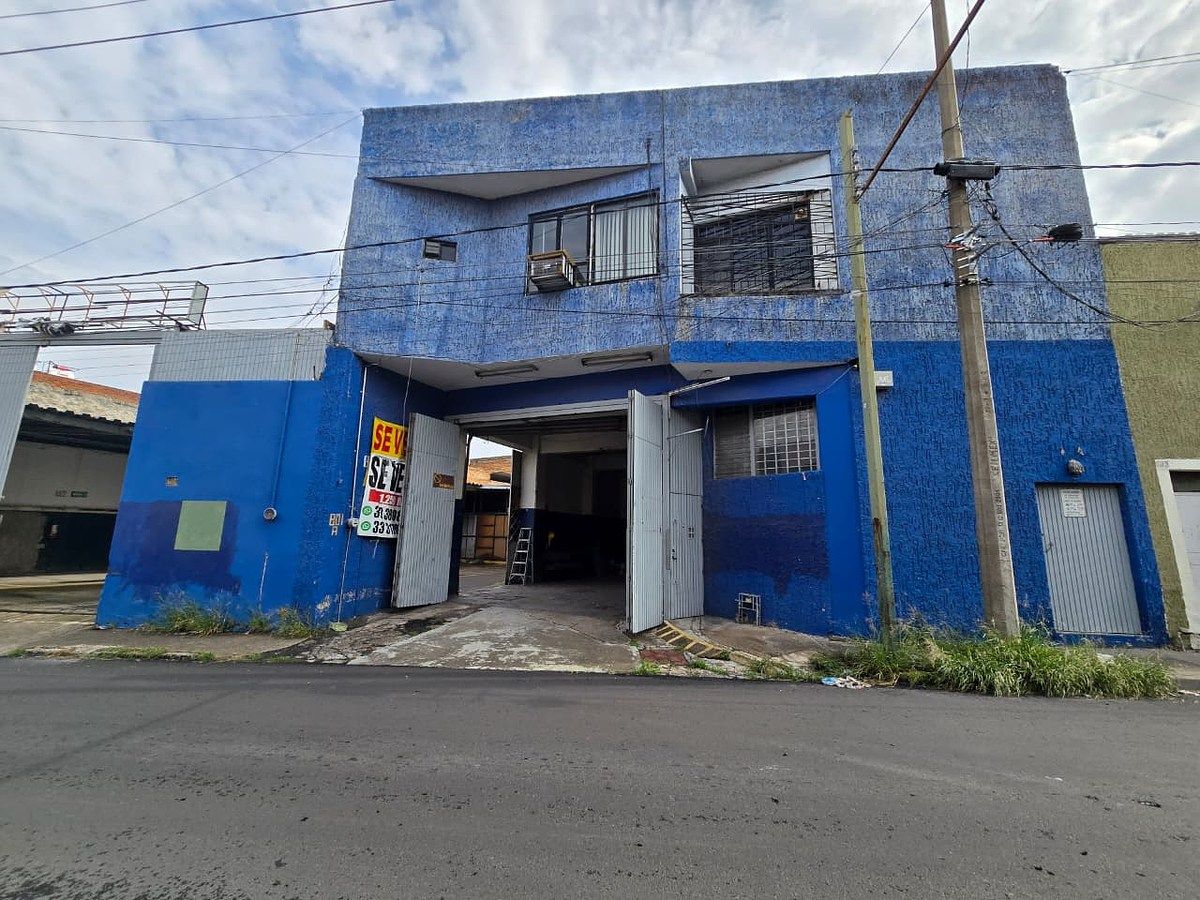 Bodega Comercial Colonia La Perla 1250m2, foto 1 de 21