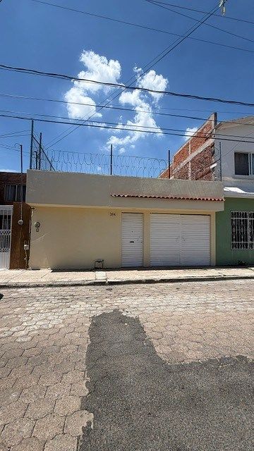 Casa em Ciudad Deportiva, Irapuato, foto 15 de 16