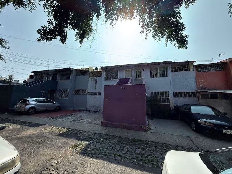 Duplex house for sale remodeled, photo 1 of 20
