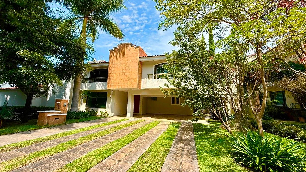 House in Valle Real, Zapopan, photo 2 of 25