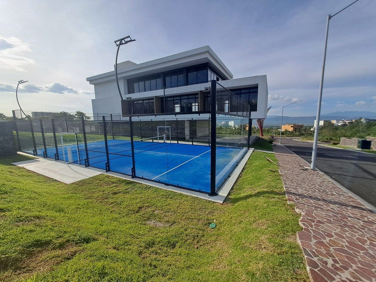 padel y amenidades, foto 1 de 23