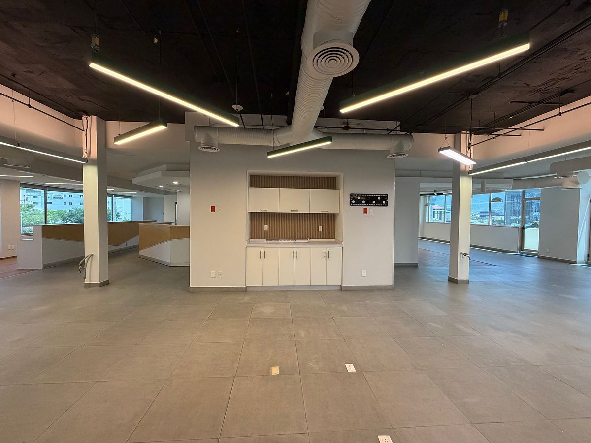 Sala Comercial em Hacienda San Agustin, San Pedro Garza García, foto 4 de 14