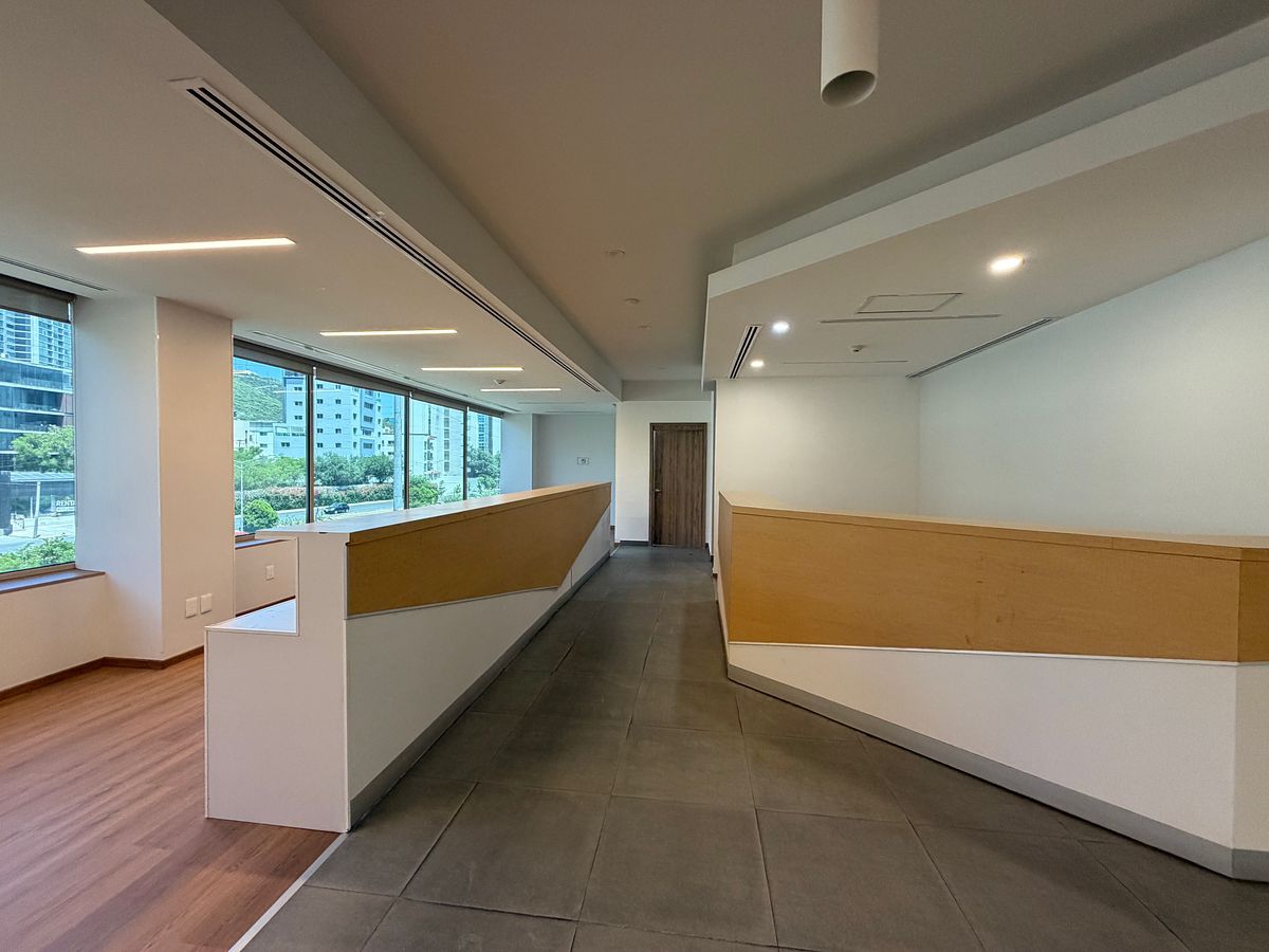 Sala Comercial em Hacienda San Agustin, San Pedro Garza García, foto 2 de 14
