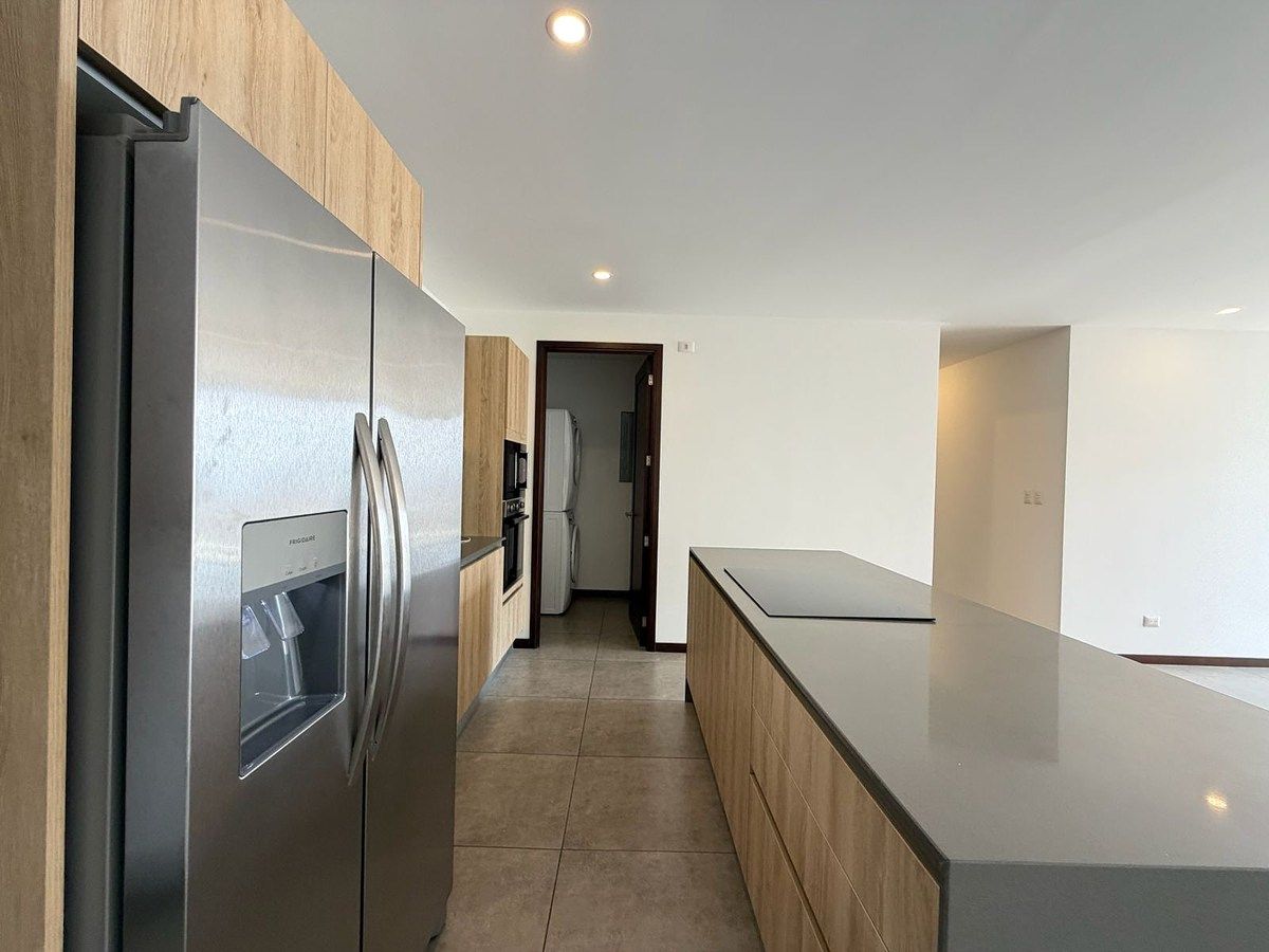 Apartamento en Zona 15, Guatemala, foto 7 de 16