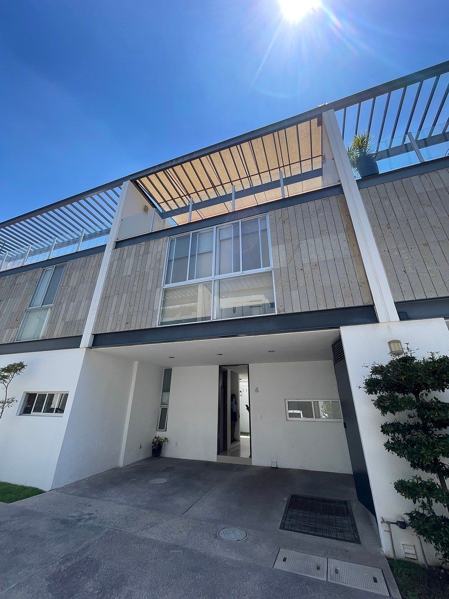 Casa en Renta | Colli Urbano ( atrás de plaza la Perla), foto 1 de 16