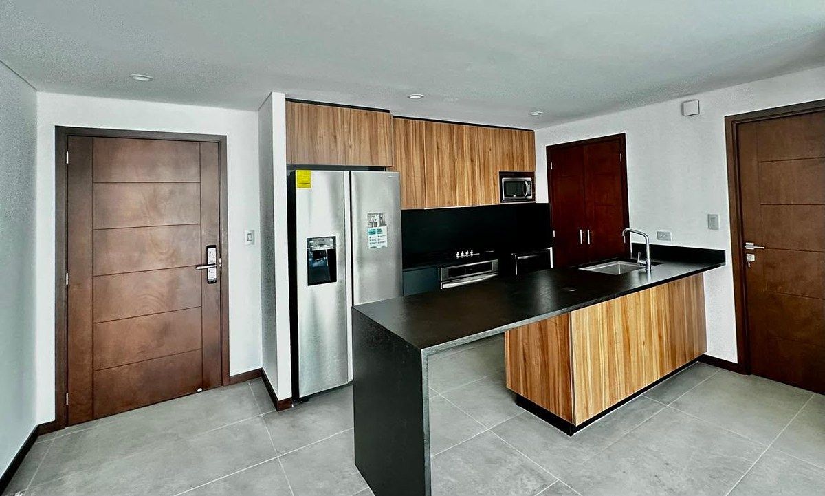 Apartamento en Venta – Reserva 5ta, Zona 14 - Image 1