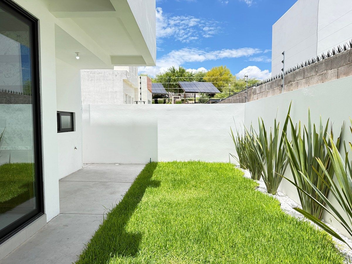 House in Bosques del Valle, Chihuahua, photo 18 of 32
