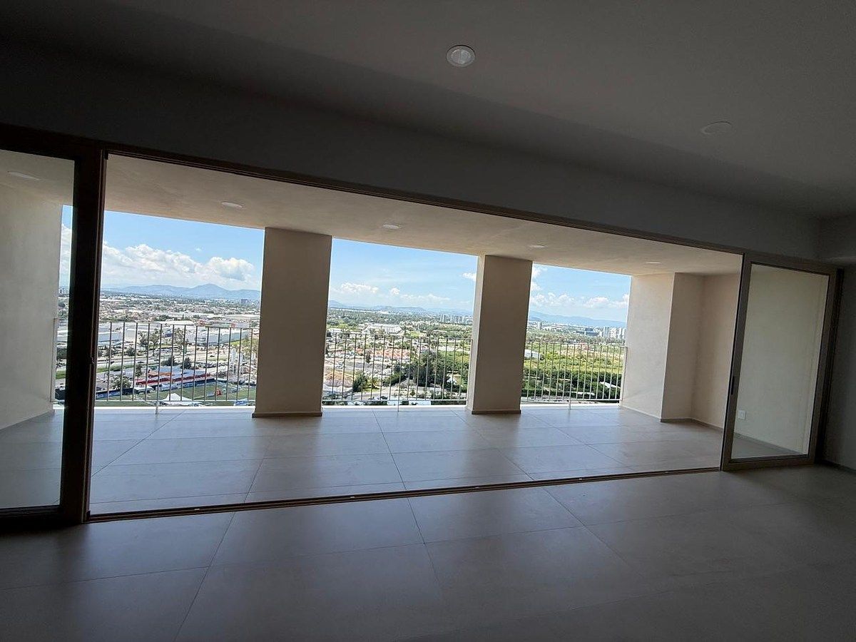PH for rent in Torre Lirica, photo 1 of 28