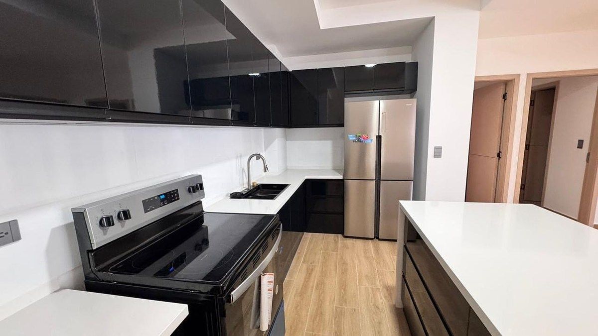 *APARTAMENTO EN ALQUILER – Edificio Sama, zona 15 VH2 - Image 2