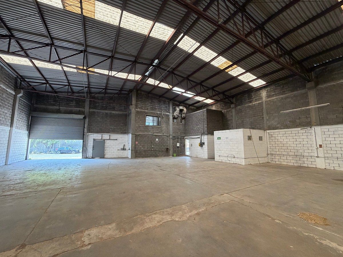 Bodega industrial en Villa San Antonio, Guadalupe, foto 10 de 11