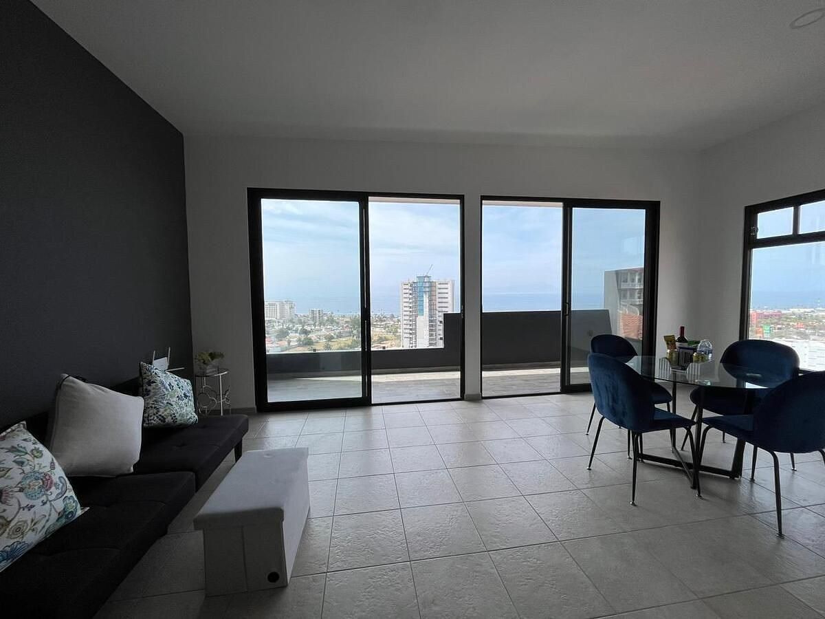 🌊Apartamento Disponível com Vista para o Mar! | Serviços Incluídos, foto 1 de 12