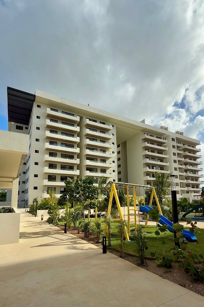 Edificio, photo 1 of 11