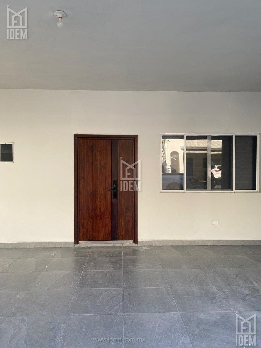0902 - Casa à venda na área privada Cañaveral, foto 1 de 28