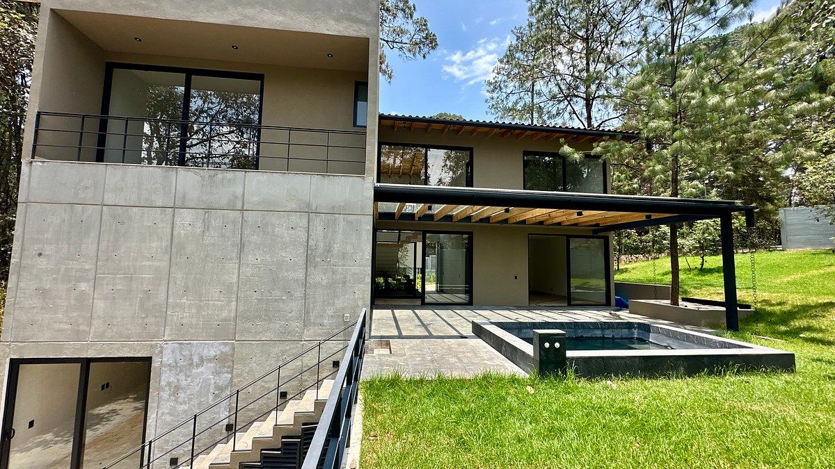 House in Gated Community in Avándaro, Valle de Bravo, photo 9 of 25