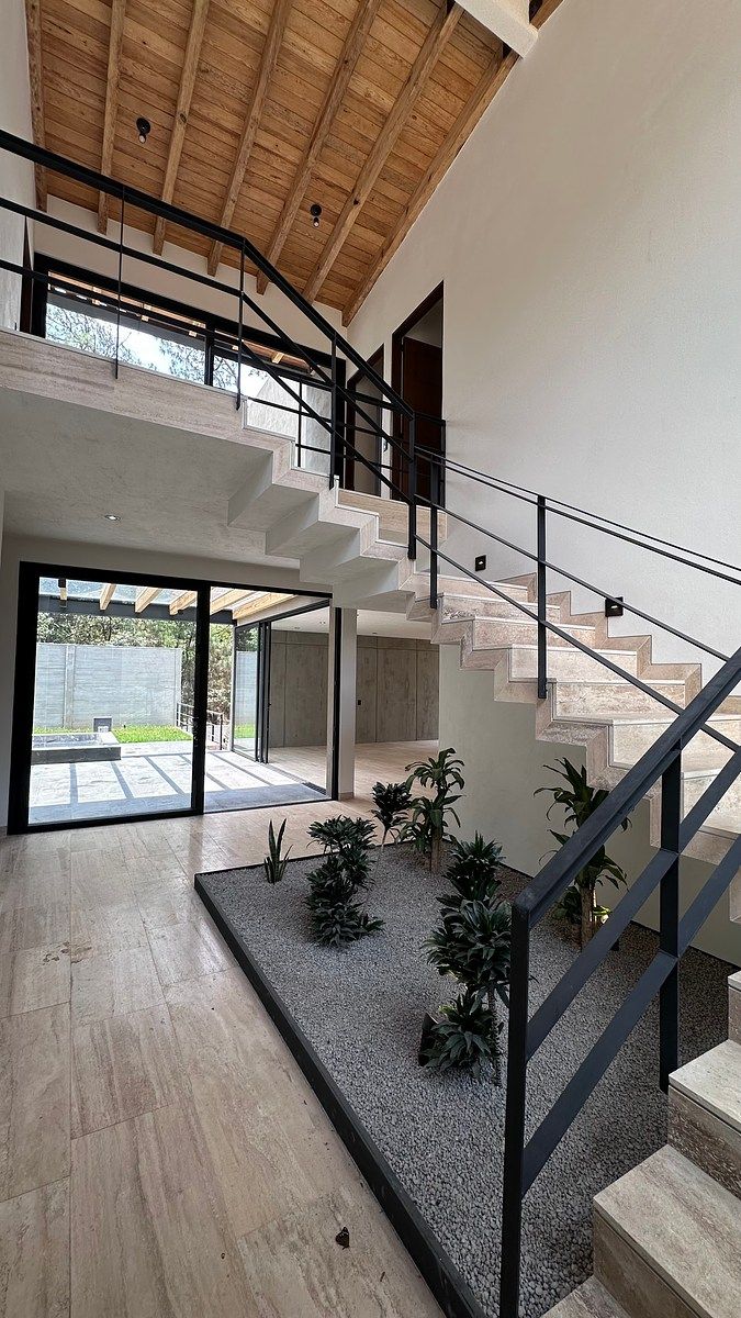 House in Gated Community in Avándaro, Valle de Bravo, photo 19 of 25