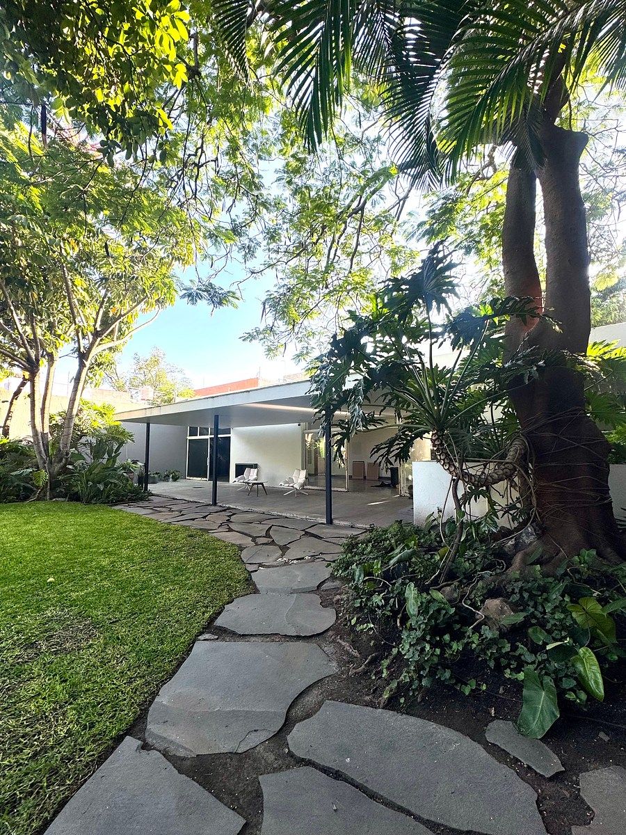 RENT beautiful property in La Americana !!, photo 1 of 45